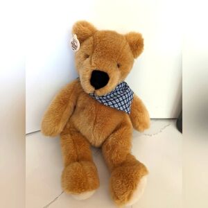 Ganz heritage collection brown bear. 1999. Excellent condition. Handkerchief.